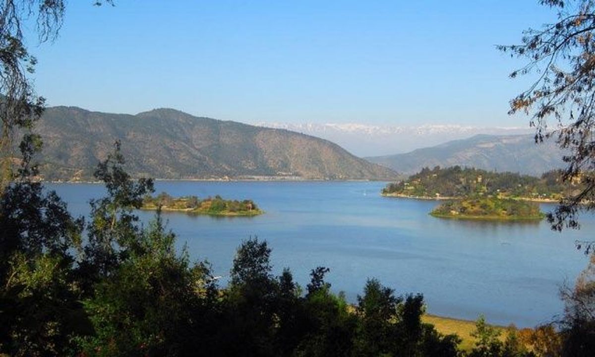 Conoce las razones del renacer de la Laguna Aculeo y cuáles son los principales riesgos al no proteger el humedal.