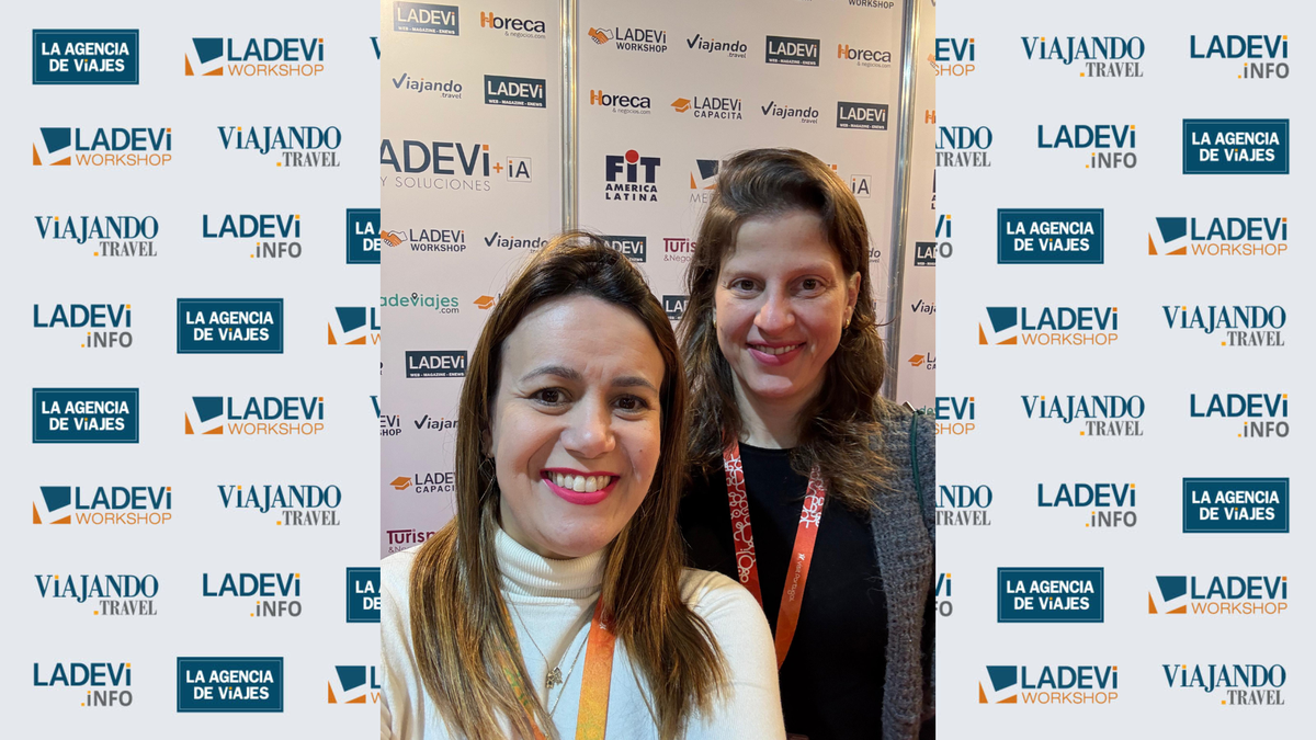 Juliana Assumpção, directora ejecutiva de Abav-SP Aviesp y Marianna Alcorta, gerente ejecutiva Abav-SP Aviesp en FIT 2025.