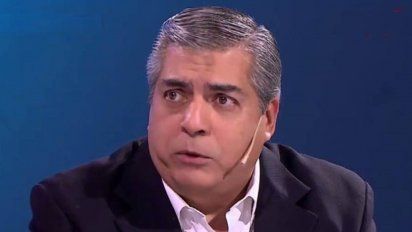 Ricardo Cirielli, secretario General de la Asociación del Personal Técnico Aeronáutico (APTA), firma la misiva donde llama a estar alertas, unidos y atentos ante el intento de privatizar Aerolíneas Argentinas.