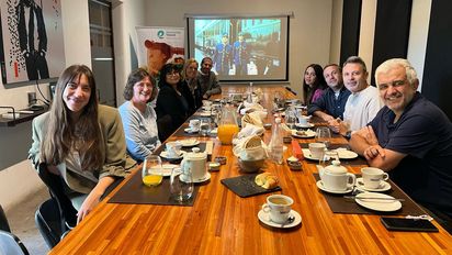 Agentes de viajes de zona Norte reunidos junto a los profesionales de Essential travel y MyReps.