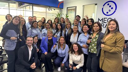 Katya Mendizábal, gerente general de Mega Travel en Colombia y su equipo.