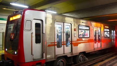 El Metro de Santiago incorporará el pago con tarjetas bancarias.&nbsp;