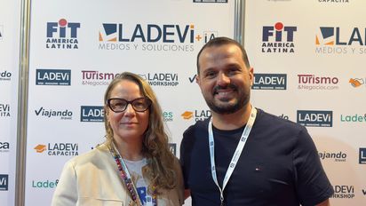 Municipal de Florianópolis: Patricia Barros, encargada de planeamiento turtístico; y René Meneses, subsecretario de Turismo.&nbsp;