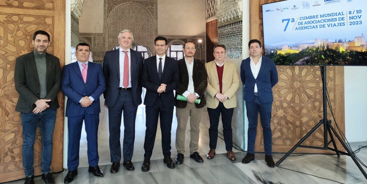 Carlos Garrido, presidente de CEAV, durante la presentación de la 7ª Cumbre Mundial de Asociaciones de AAVV.