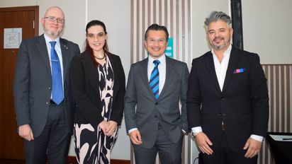 Nicolas Heftre, Revenue Manager del Sofitel Victoria Regia Hotel; Carolina Gómez, gerente corporativa de Revenue Management de Hoteles Estelar; Edilberto Herrera, Revenue Management Embassy de Suites by Hilton; y Mario Mata, director de Ventas de Marriott International en Colombia.