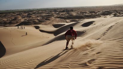 Sandboarding en Campo Mosqueda, Baja California.