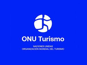 El logo de ONU Turismo.