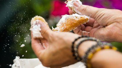 En ocasión de Mardi Gras, Universal Orlando Resort de Florida prepara un festival gastronómico con comida del mundo entero.