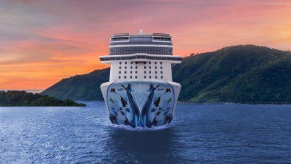 Primera naviera global en eliminar botellas plásticas de un solo uso