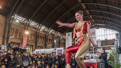 Descubre todas las actividades y panoramas que tendrá la Feria del Libro de Santiago 2024. Descubre todas las actividades y panoramas que tendrá la Feria del Libro de Santiago 2024.