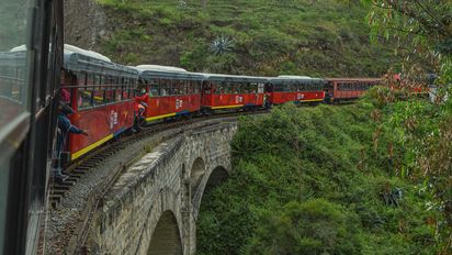 Se reactivó el tramo del tren Ibarra-Andrade Marín.