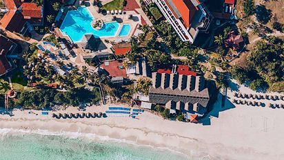 Fuga masiva de hoteles de Cuba: estas son las últimas cadenas en cerrar alojamientos en la isla