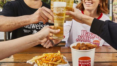 Los consumidores podrán disfrutar de una cervezalager en lata 410 ml. y adquirirla a través de distintas modalidades, como combosexclusivos a través de la aplicación de Burger King.