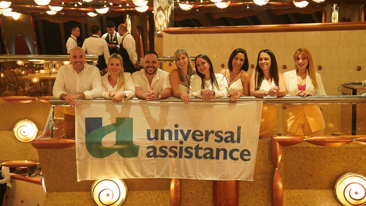 El equipo de Universal Assistance.
