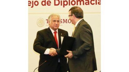 MÉXICO.
La era de la promoción turísitca “diplomática”
