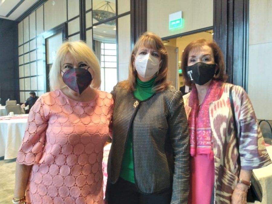 Las socias de Afeet estuvieron presentes en su Asamblea Mensual.