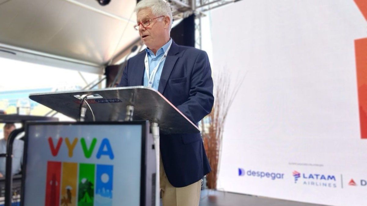 Guillermo Correa presidente de ACHET y VYVA durante su discurso de inauguración