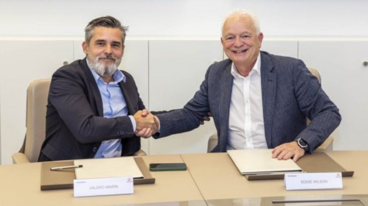 Valero Marin, de Repsol y Eddie Wilson, de Ryanair.