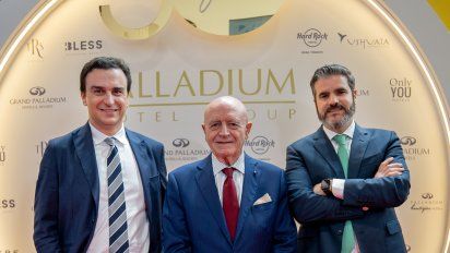 Abel Matutes Prats, Abel Matutes Prats y Jesús Sobrino Fernández.