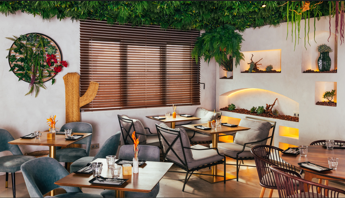 La azotea del Hyatt Centric Gran Vía estrena una propuesta estival inspirada en Canarias