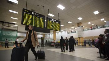 Tickets aéreos podrían transferirse hasta 24 horas antes de los vuelos y sin costo