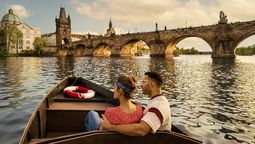 Praga y el corazón de Bohemia es la puerta de entrada a la historia de República Checa.