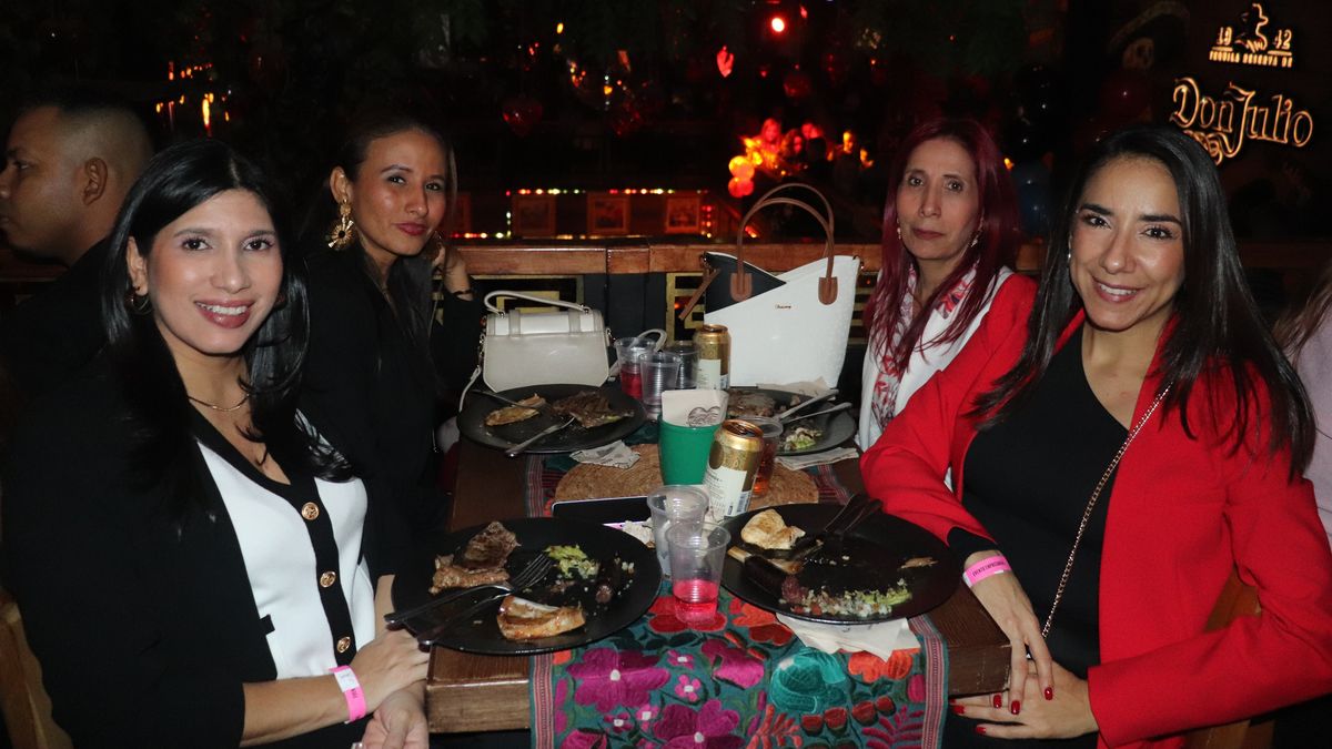 Invitados de CIC Travel en la celebración de sus 30 años.