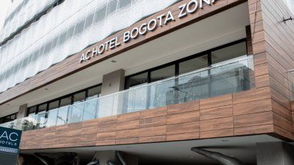 El Hotel AC Zona T, ubicado en Bogotá.  