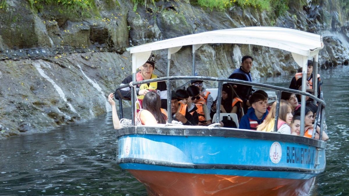 Sernatur: Programa Giras de Estudio por primera vez considera la participación de estudiantes de 7° y 8° básico.