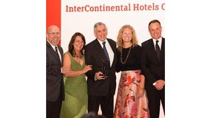 Gala Latinoamericana con doble premiación para Ladevi