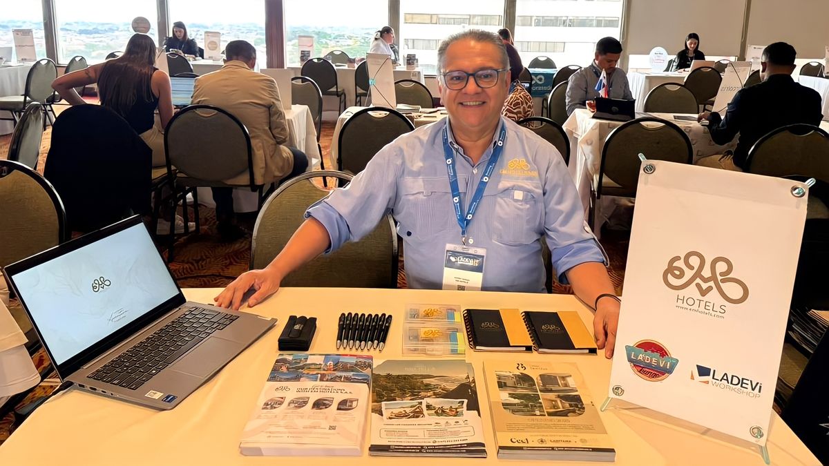 Henry Vesga, gerente comercial regional de EM Hotels, en el Ladevi Workshop Cali.