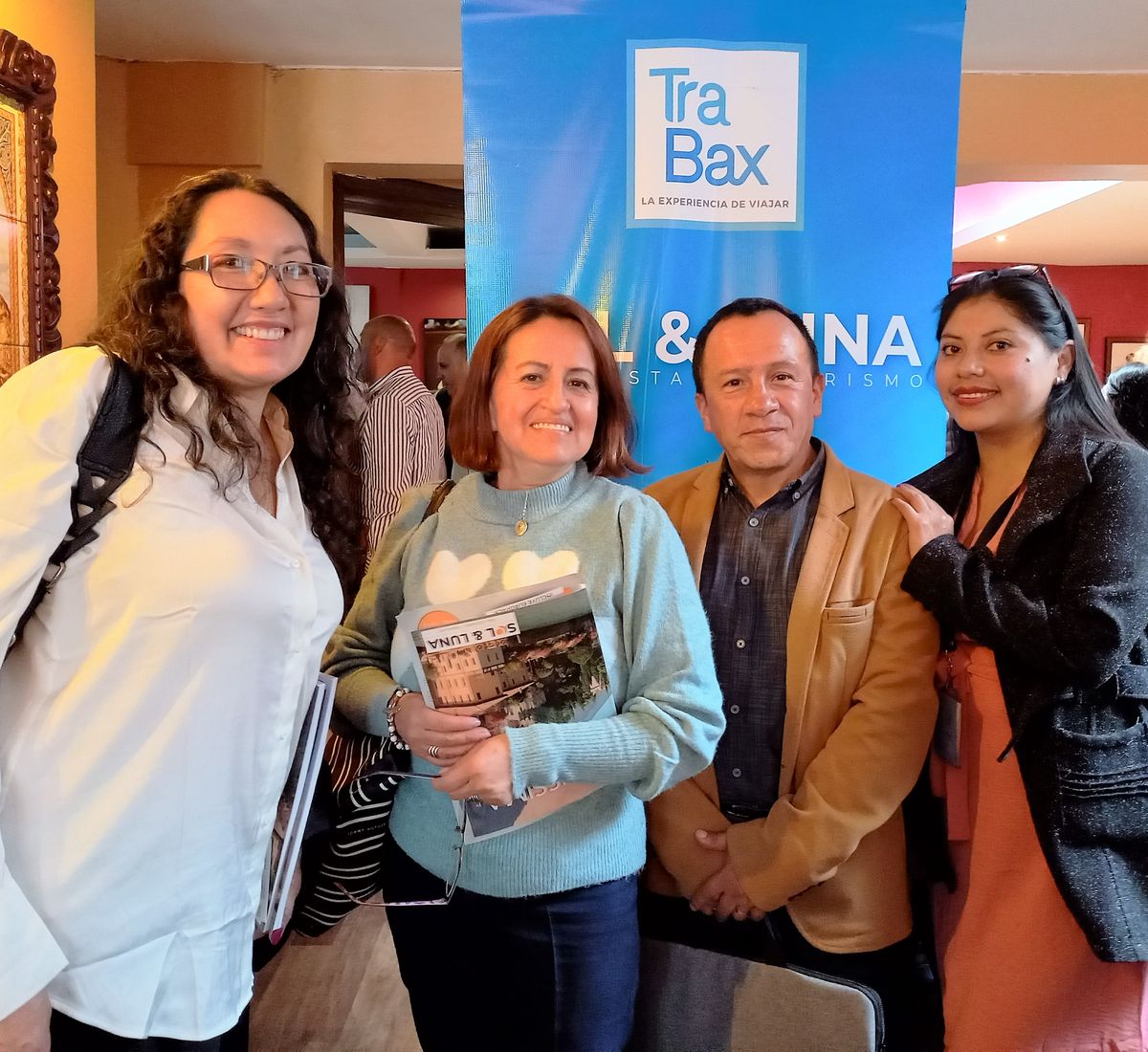 TraBax y Sol & Luna dictaron seminarios para agentes de Ambato, Quito y Guayaquil. - Ladevi Medios y Soluciones TraBax y Sol & Luna dictaron seminarios para agentes de Ambato, Quito y Guayaquil.