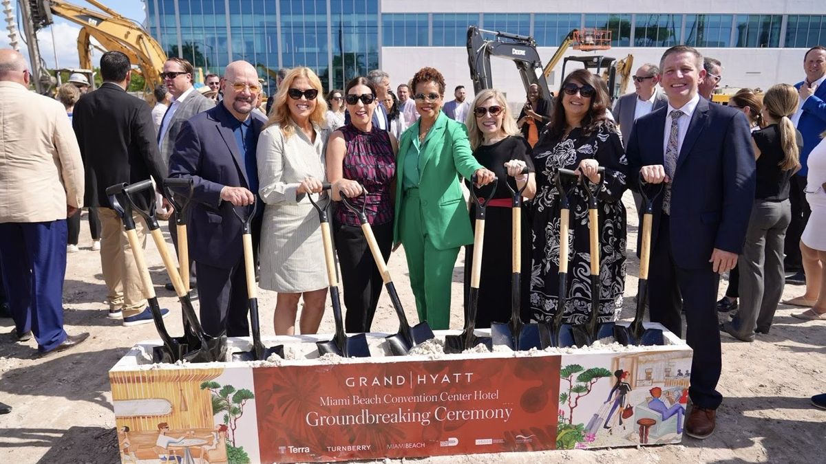 Momento de la inauguración de la obra del Grand Hyatt Miami Beach.