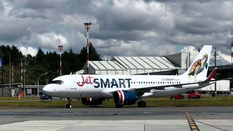 JetSmart espera ampliar su portafolio en Colombia, con conexiones nacionales e internacionales.