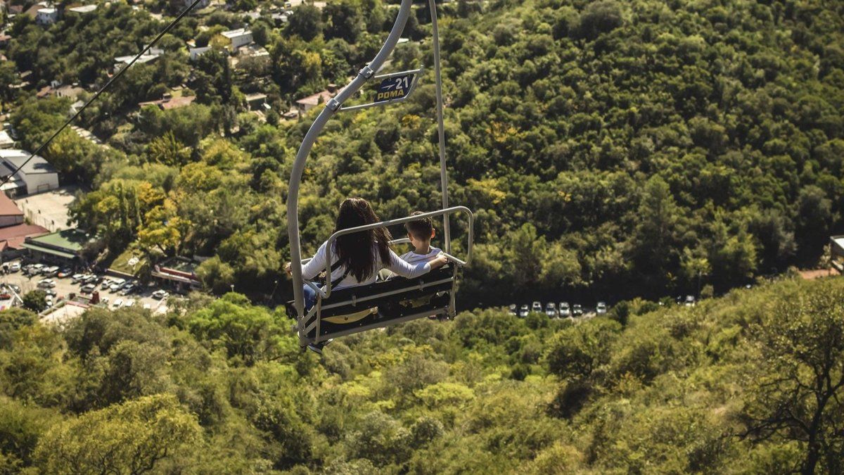 El Complejo Aerosilla en Villa Carlos Paz es una de los mejores planes para hacer en la ciudad.