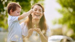 Viajar con mamá en mayo es más que un regalo: es una experiencia compartida que convierte el Día de la Madre en un recuerdo eterno.