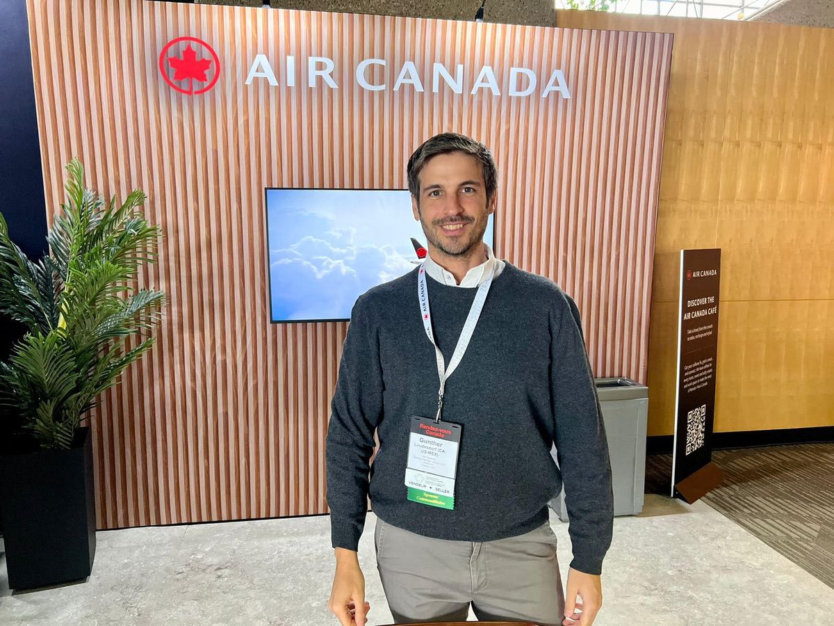 Air Canada comaprte su fortalecimiento en hubs estratégicos.