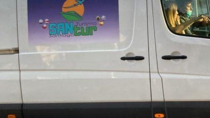 El furgón encubierto llevaba el nombre de una empresa de turismo existente.&nbsp;
