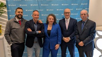 José Luis Nieto; Rafael Galán; Sara Otero; Ángel López y Tomás Navarrete, Surland.&nbsp;