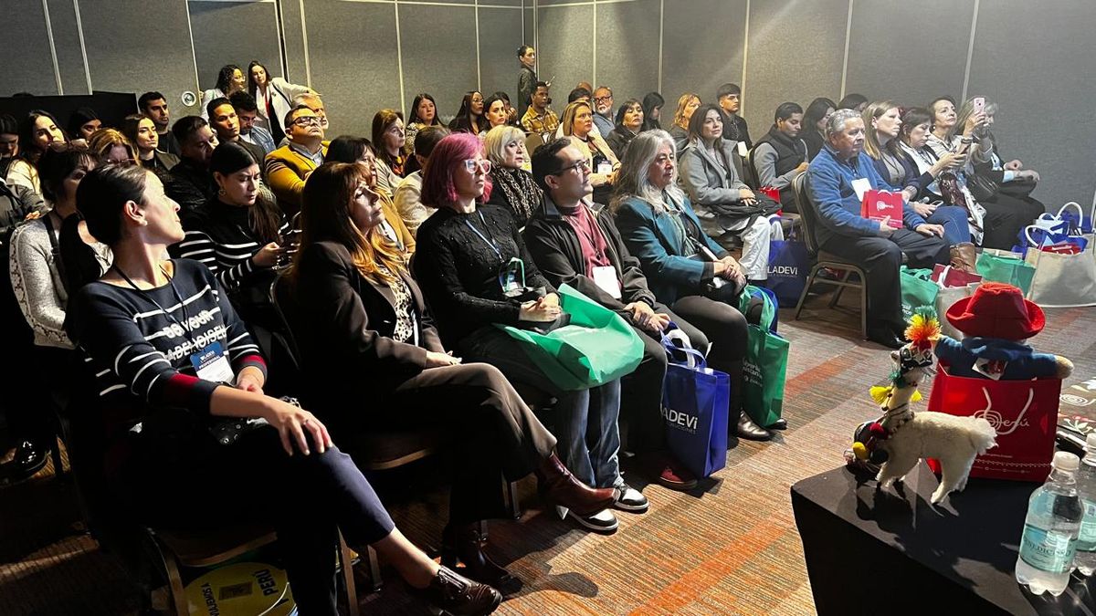Capacitación de PromPerú despertó gran interés en los agentes de viajes que llegaron a Ladevi Workshop.