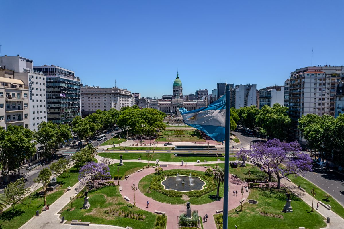 Argentina es uno de los destinos más destacados por cientos de turistas por su fascinante cultura. - Ladevi Medios y Soluciones Argentina es uno de los destinos más destacados por cientos de turistas por su fascinante cultura.