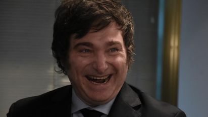 El DNU de Javier Milei afecta al transporte aéreo y deja la puerta abierta a la llegada de aerolíneas extranjeras en el cabotaje.