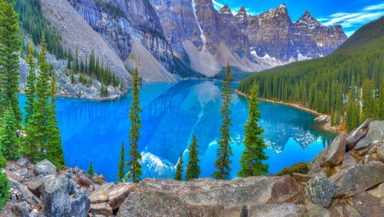 Según WTTC, el uso de agua de Viajes y Turismo osciló entre el 3,5% y el 5,8% del agua dulce disponible a nivel mundial en 2021 y 2019.