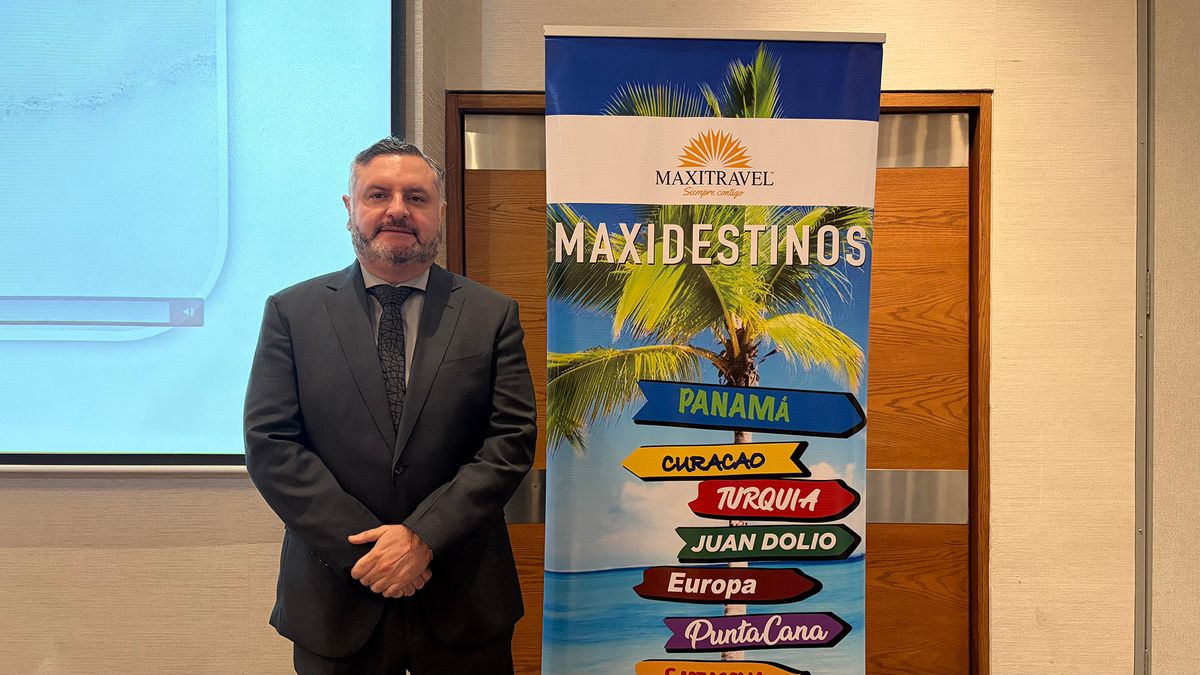 Fidel Murgueytio, gerente general de Maxitravel, en evento por 19° aniversario. Fidel Murgueytio, gerente general de Maxitravel, en evento por 19° aniversario.