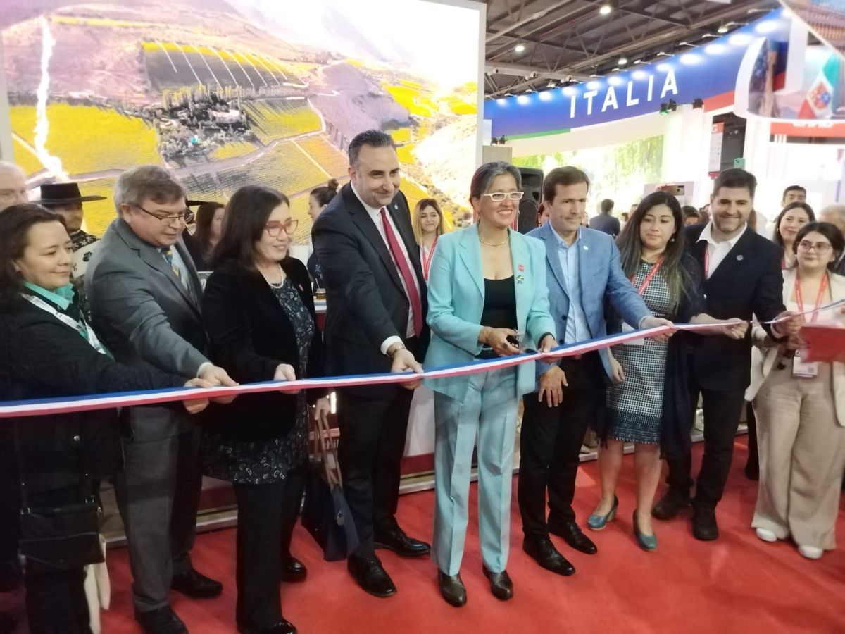 Verónica Pardo, subsecretaria de Turismo, encabezó el corte de cinta para abrir el espacio. - Ladevi Medios y Soluciones Verónica Pardo, subsecretaria de Turismo, encabezó el corte de cinta para abrir el espacio.