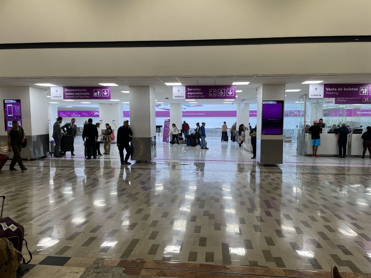 Luego de los recortes de vuelos en el Aeropuerto Internacional de la Ciudad de México, las operaciones paracen funcionar con normalidad.