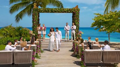 Jamaica es sinónimo de libertad, amor, naturaleza viva, descanso, sol, playas y palmeras.