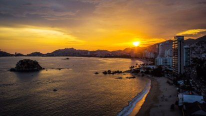 El sismo del 7 de septiembre no provocó daños de consideración en hoteles, restaurantes y establecimientos turísticos de Acapulco, que operan con normalidad.