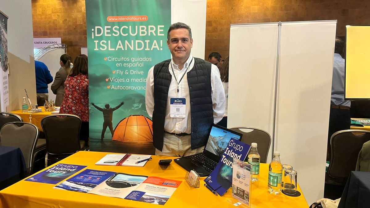 David Fernández Lorca, CEO de Grupo Island Tours, estuvo presente en el workshop de Ladevi en Santiago. - Ladevi Medios y Soluciones David Fernández Lorca, CEO de Grupo Island Tours, estuvo presente en el workshop de Ladevi en Santiago.