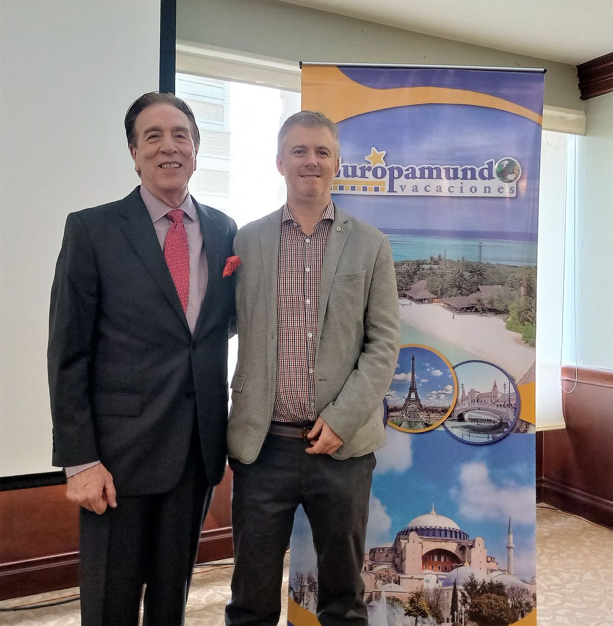 Francisco Arboleda (Statustravel) y Lucas Ozuna (Europamundo). 